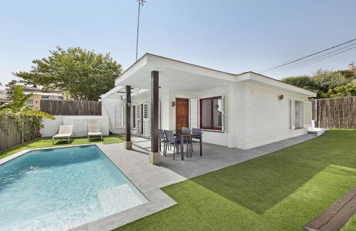 Casa con piscina privada en Sitges - Photo 25