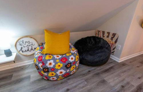 Family Beach Retreat w/Fun Loft Space, Firepit - Foto 19