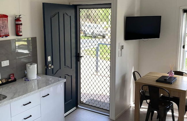 Euroa Caravan Park - Foto 18