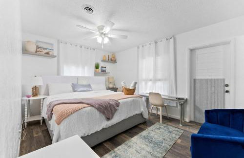 Steps to Sand! - Wellness Escape - Coastal Retreat - Foto 22