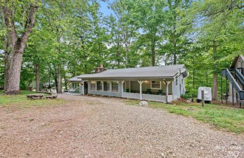 MCM Lakehouse - Direct Lake Access - Sleeps 8 - Foto 6