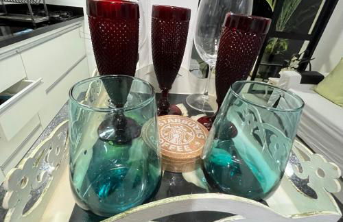 Apt perto da praia c vaga e arrumadeira e janelas anti ruídos - Foto 33