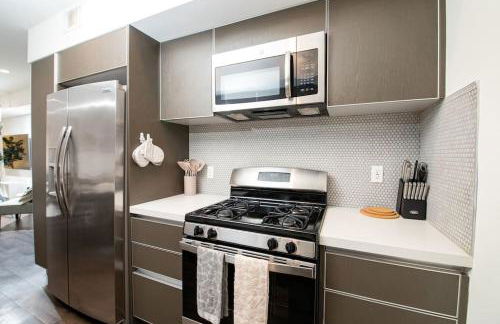 Luxury 2Bed/2Bath Apt in West Hollywood w/ Rooftop - Foto 7