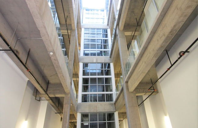 Downtown Loft Style Condo Heated Parking - Foto 4