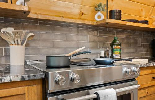 15 min to Town, Creekside, Sauna, Hot Tub, Fire Pit - Foto 13