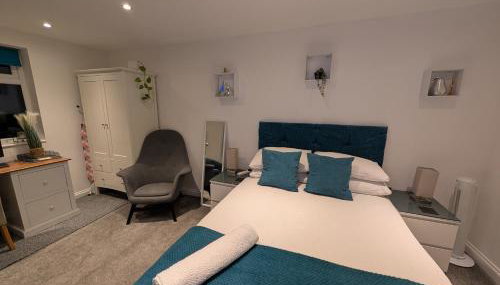 Sittingbourne 1 bed self-contained annex, with parking - Foto 2