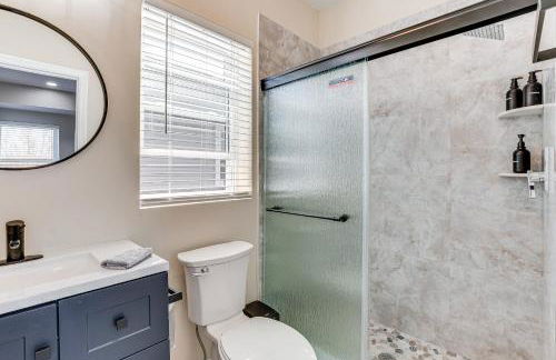 Luxe Newark Retreat with Rooftop Deck Pets Welcome! - Foto 16