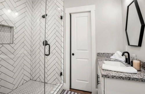 Pythagoras Place at East End Revitalized - Foto 17