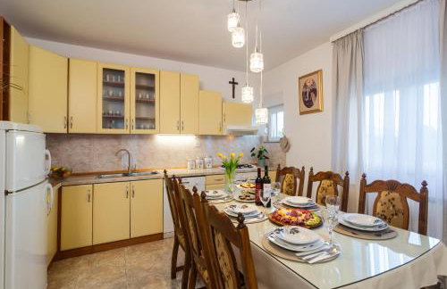 Three-Bedroom Holiday Home in Dabar - Foto 4