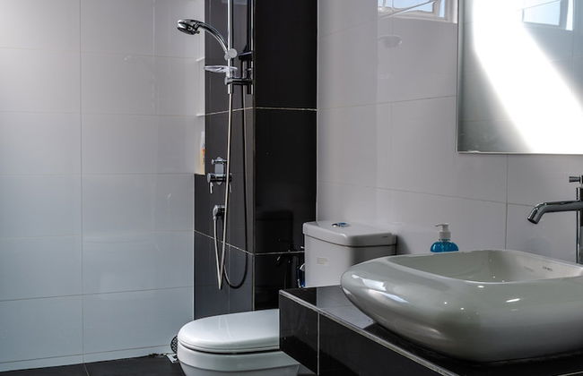 Southwest Designer's Suite by D Imperio Homestay - Foto 49