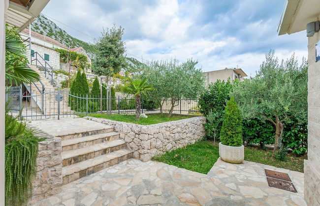 Villa Holiday Home Zvečanje - Foto 36