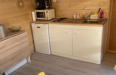 La Tiny House des Oliviers et son jacuzzi - Foto 9