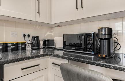 Luxurious 2-Bed Home Near NEC, BHX Airport & JLR Ideal for Contractors or Lesiure Stays Long term stay available - Foto 9