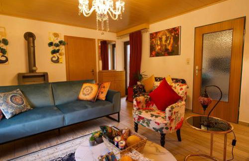 Stilvolles und Kunstvolles Retreat Apartment mit 400qm Garten & Massage und Ayurveda - Foto 26