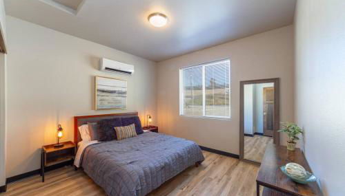 Wonderful Triplex Unit With Spectacular Lake View! - Foto 3