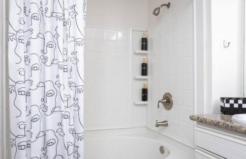 Cozy Oasis in Marina Del Rey!Free Swimming Pool and Parking - Foto 21