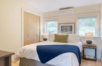 Secluded Modern Enclosed Patio Forest Views Woodland Zen by AvantStay - Foto 18