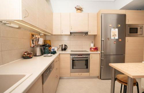 Maria's Airport Apartment, 4' metro, 10' airport, 15' beach, 40' city center - Foto 36