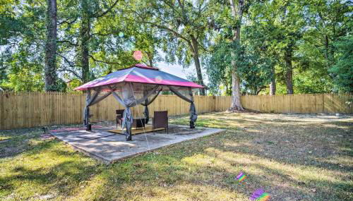 Blue Cottage in the Bayou with Private Yard! - Foto 3