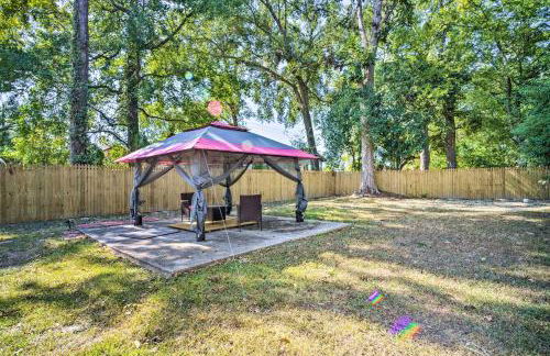 Blue Cottage in the Bayou with Private Yard! - Foto 3