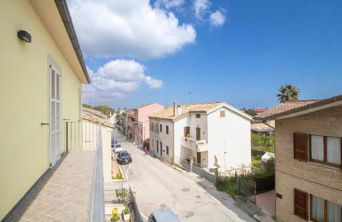 Aviorama Apartment - Private Parking, Sea, Relax - Foto 4