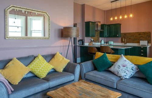 Stylish Beachfront Luxury Apartment, Sweeping Ocean Views and Log Burner - Foto 96