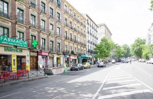 Stunning Stylish 4BD 3BTH - City Center-Atocha - Photo 43