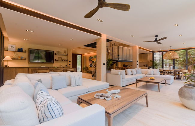 The Palm Luxury Villas Corasol by Lumina - Photo 53