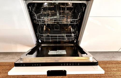 Moderne Wohnung mit Balkon ideal für Familien und Geschäftsreisende - Photo 30