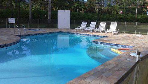 Linda casa em condomínio - Foto 4