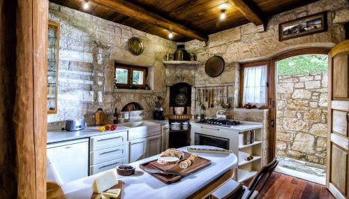 Panoramic View Villa in OliveGroves - Photo 5, stove