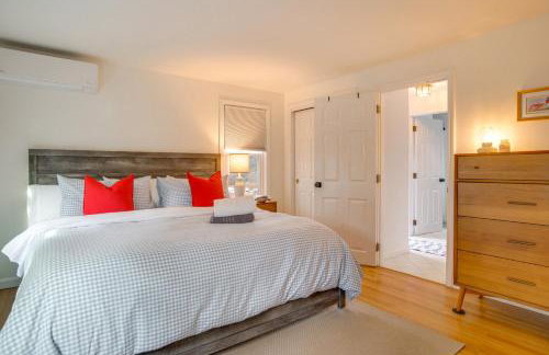 1 Mi to Sand! Mid-Cape Chatham with Furnished Deck - Foto 24