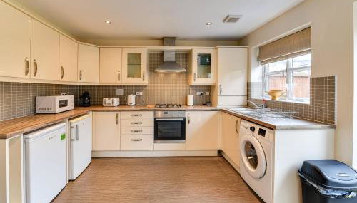 Entire Home in Middleton, Manchester - Foto 2