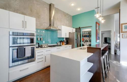 3-BD 2-BA Northern Dallas Retreat Hot Tub and BBQ - Photo 14