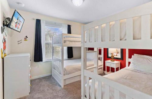 Townhome with Private Pool, BBQ & FREE Waterpark - Photo 44