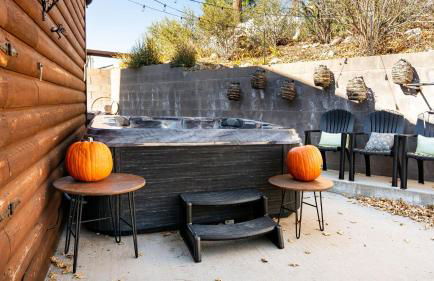 Scenic North Shore Stay w Games Near Snow Summit Lakeview Lodge by AvantStay - Foto 9