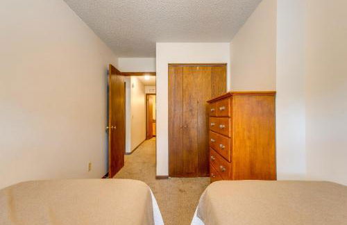 Heated Pool and Hot Tubs at Dtwn Winter Park Condo! - Foto 17