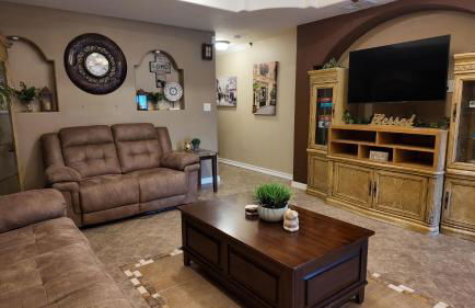 Spacious 4BR 3Baths Near Airport and La Plaza Mall - Foto 48