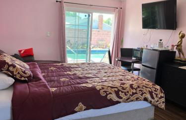 Just The Two Of Us -Romantic Pool View And Private Entry Sleeps 2 Near CSUN CSUN - Foto 11