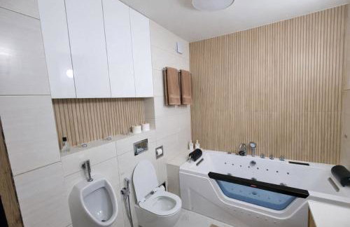 Apartament Corner Cappuccino z wanną z hydromasażem w centrum Tomaszowa! Parliamo anche Italiano! - Foto 17