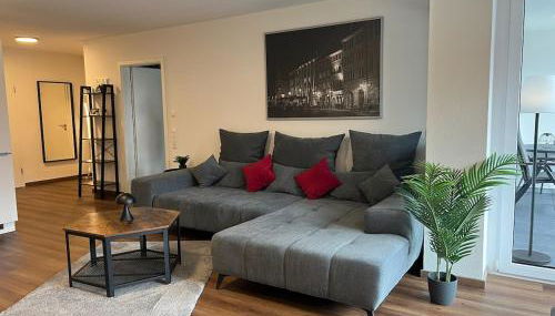 Jellys Apartment - 70qm - Balkon - Küche - Parken - 2x smart TV - King Size Bett - nur 5min zum Europa Park - Foto 4