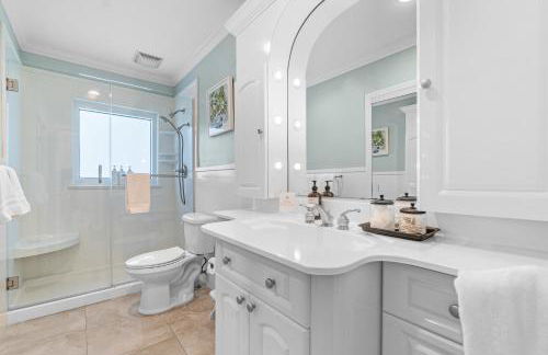 Across from Beach- 3 Master Suites, Heated Pool & Spa, Tanning Ledge, Golden Tee - by Maven Vacation Rentals - Foto 37