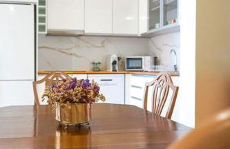 Renovated Traditional House w 3BR & Outdoor Space - Foto 3