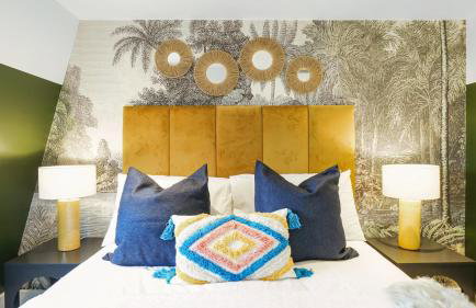 London Acton - hot tub, cinema, games & arcade - Foto 8