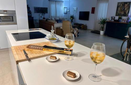 Beach House Brotonss - Photo 24