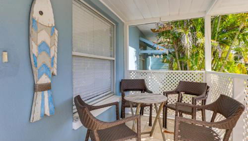 Walk to Beaches and Gulf Indian Rocks Beach Duplex! - Foto 3