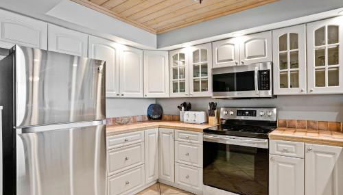 3 Bedroom Indian Shores Stunnersc1-305 - Photo 4