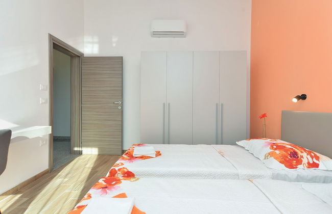 House 1384 - Photo 19