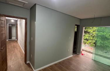 Casa com suítes e varandas com uma garagem - Foto 6