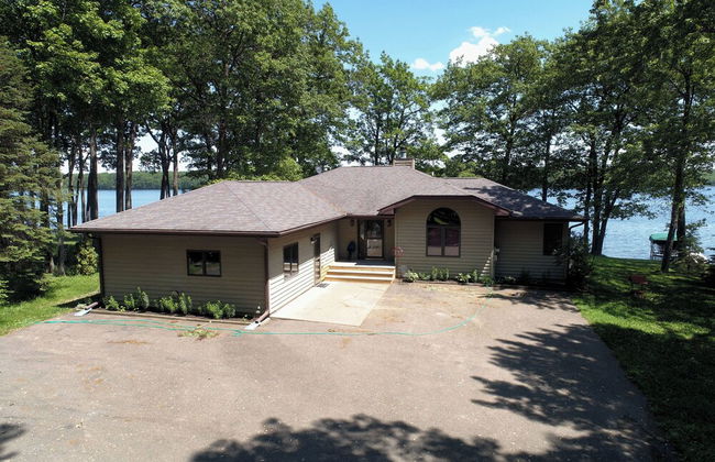 Cheif Lake Lodge - Photo 49